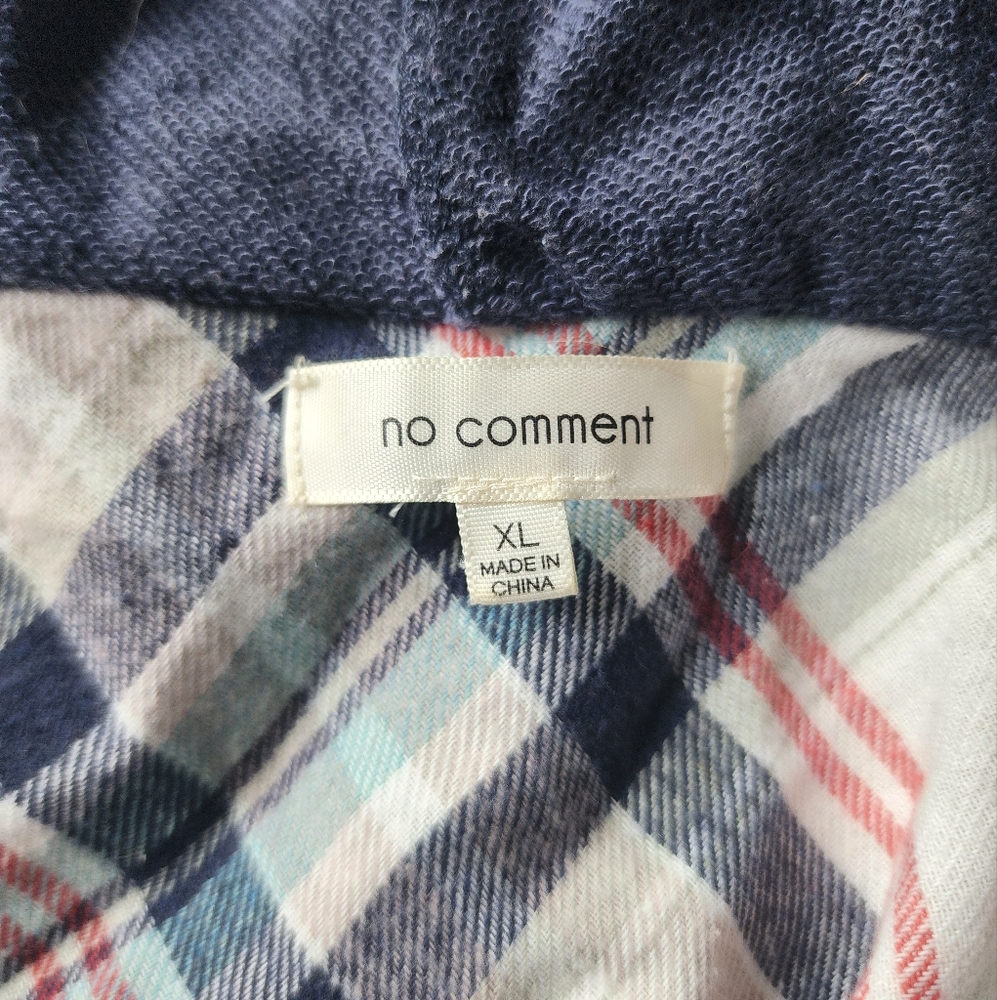 Plaid Cropped with Navy Collar